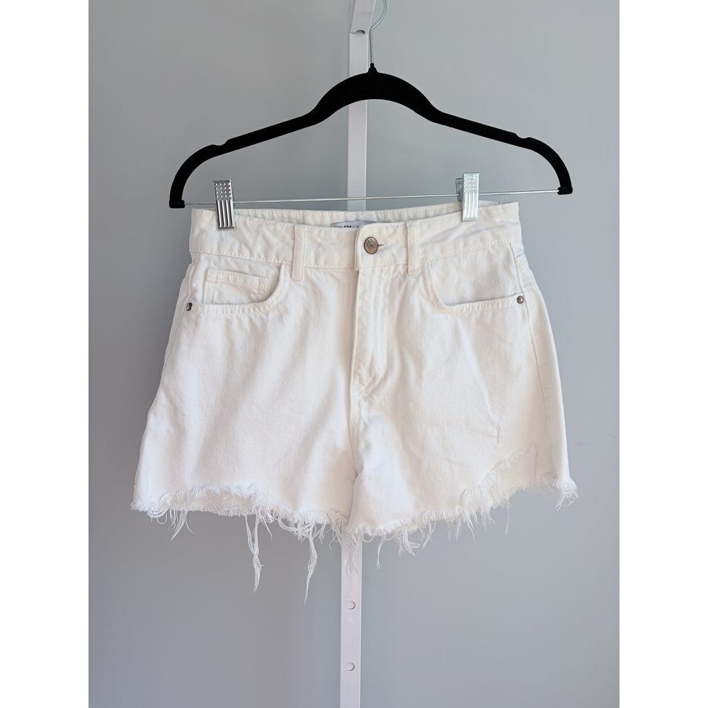 Zara White High Rise Frayed Hem Distressed Denim Cutoff Shorts Sz 2